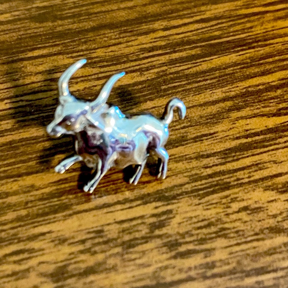 John Hardy Zodiac Pin
